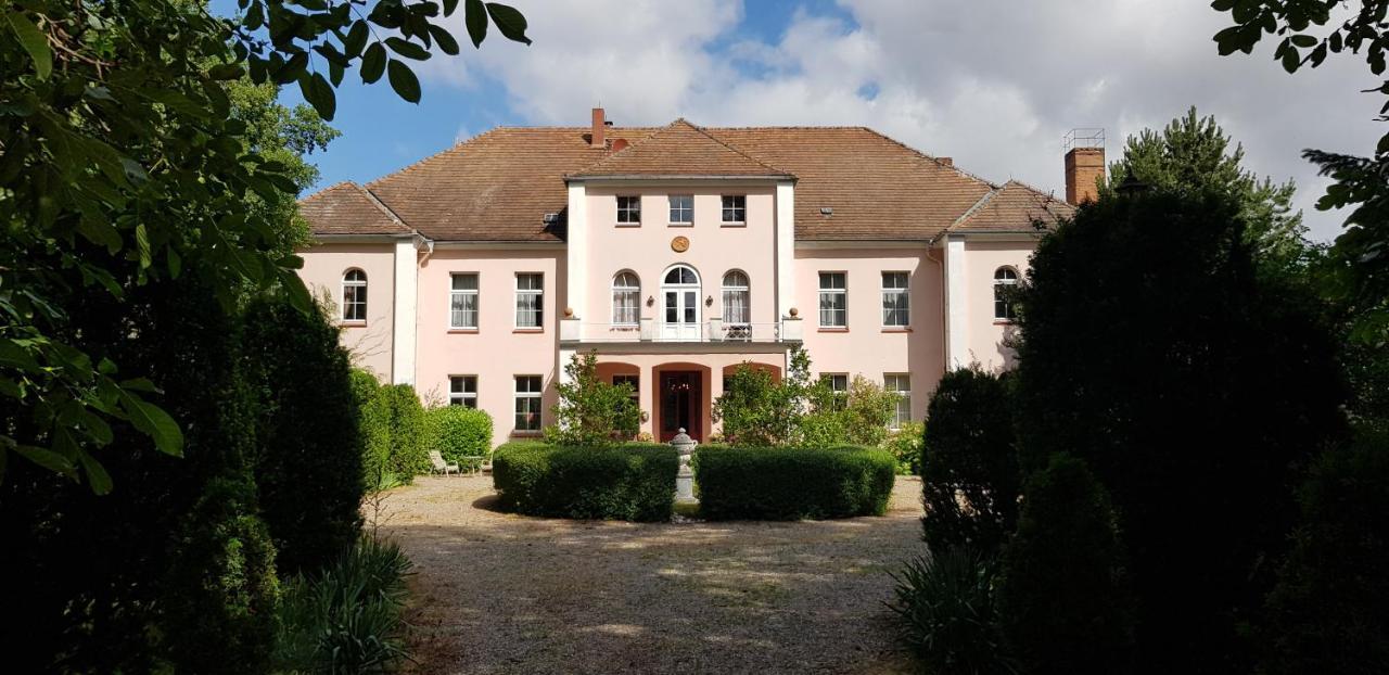 Schloss Frauenmark Hotell Friedrichsruhe  Exteriör bild